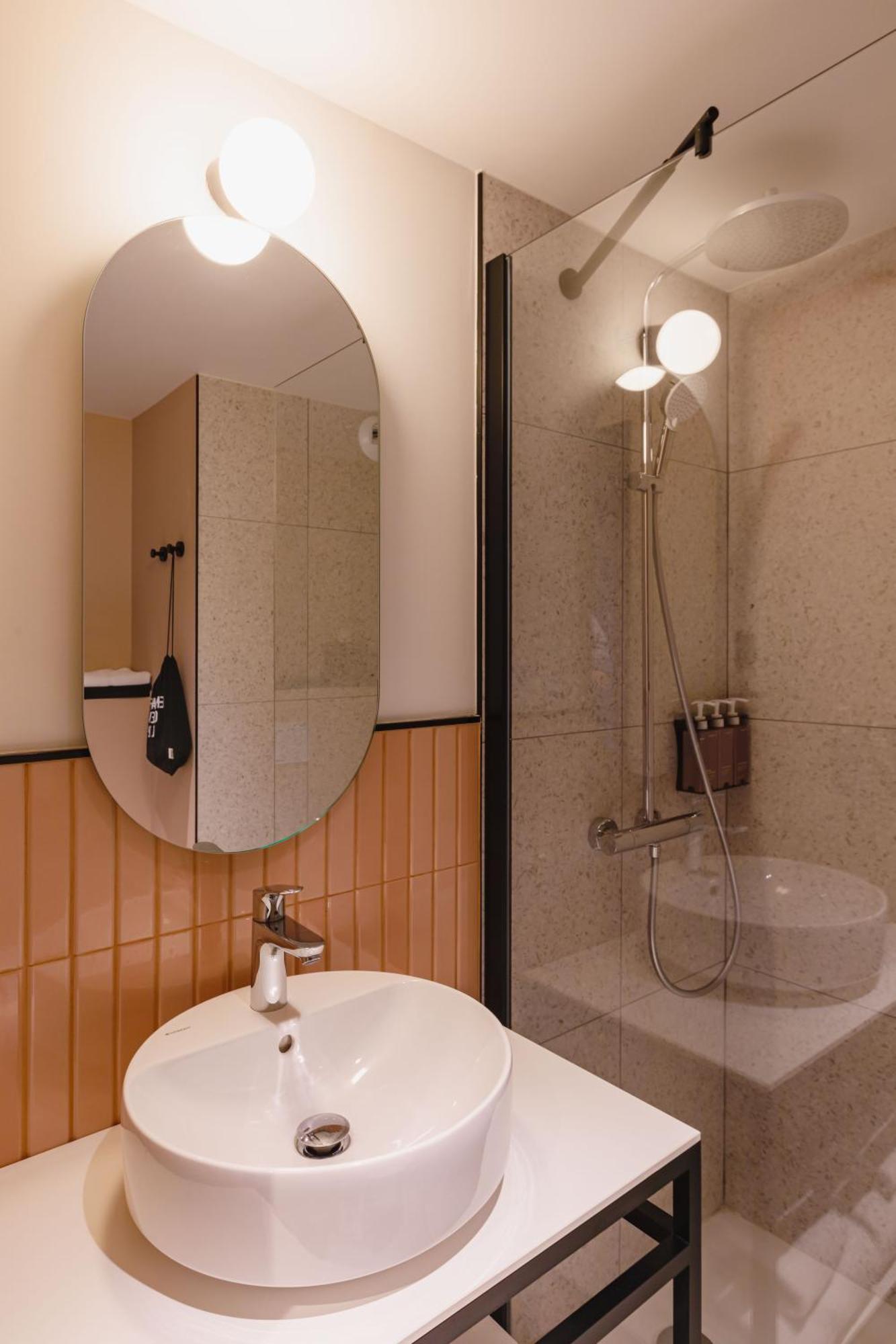 Tribe Lyon Croix Rousse Hotel Ngoại thất bức ảnh